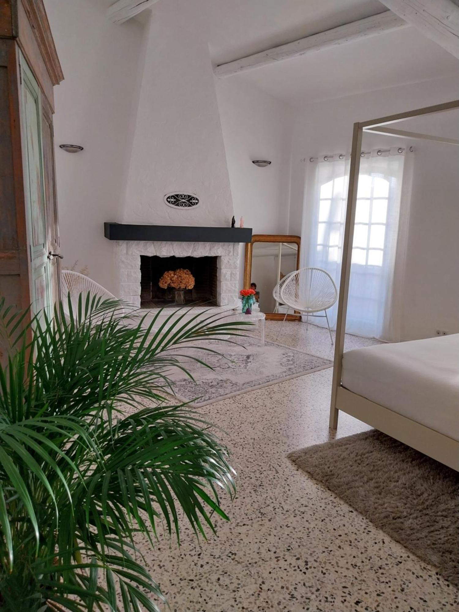 La Villa 1777 Lagnes Bagian luar foto